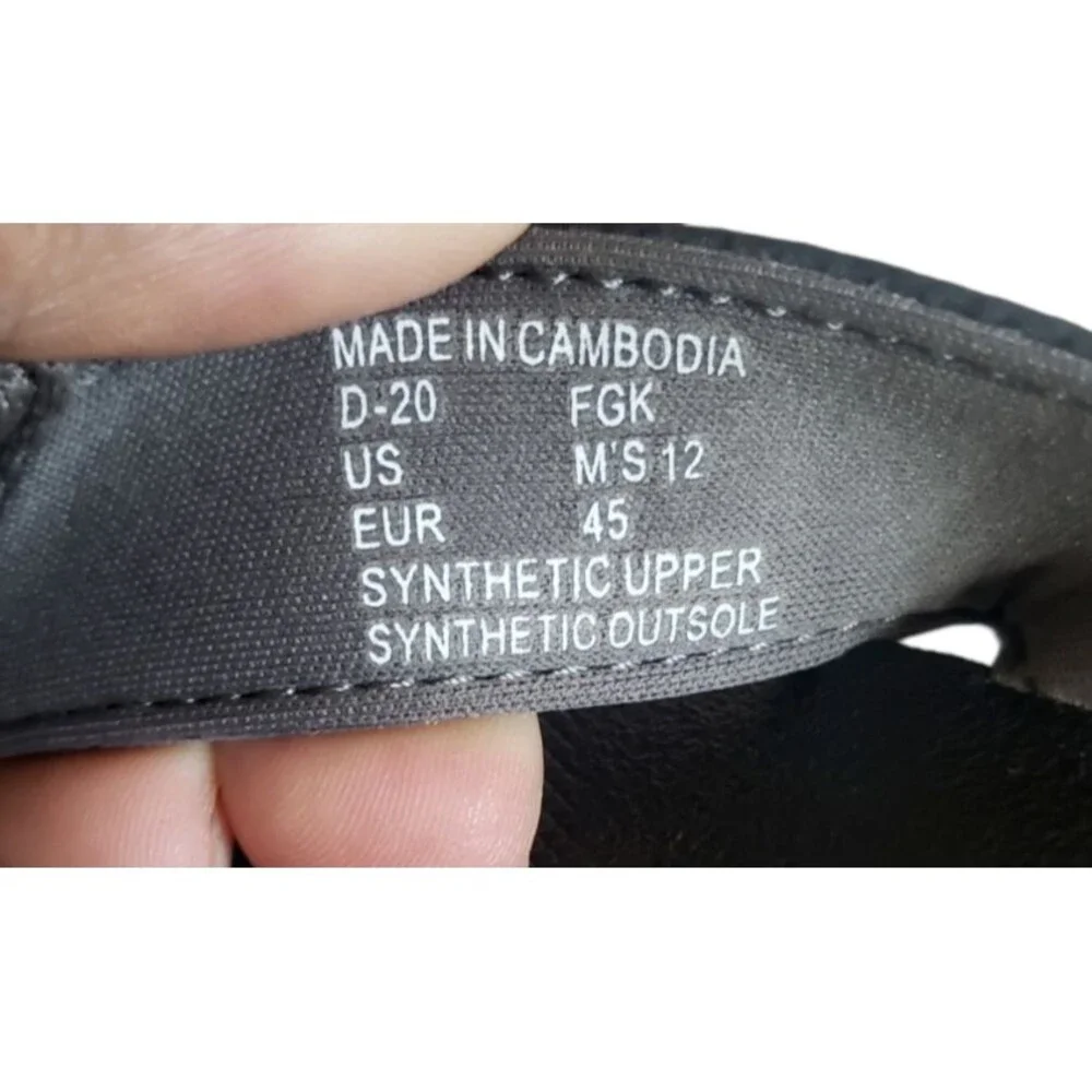 Reef Men's Cushion Phantom Flip-Flop Thong Sandals Black Size 12 NEW